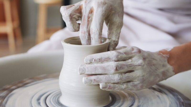Bolesławiec: serce ceramiki, gdzie praca i sztuka idą w parze