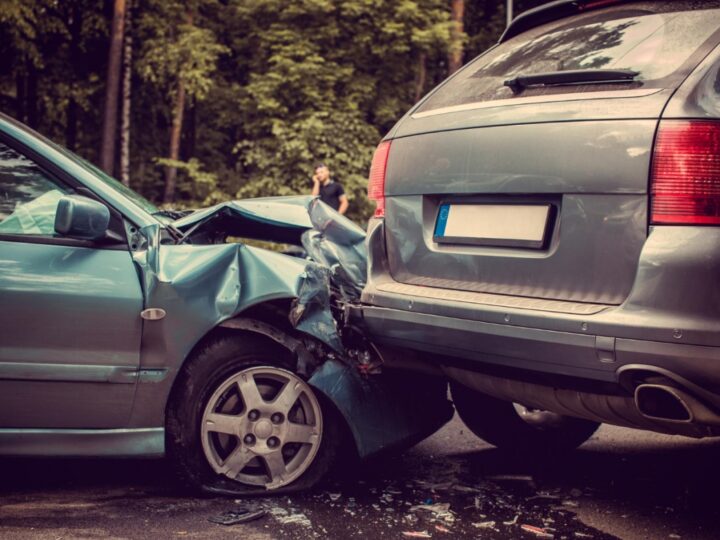 Groźne zdarzenie drogowe na autostradzie A4 w pobliżu Bolesławca