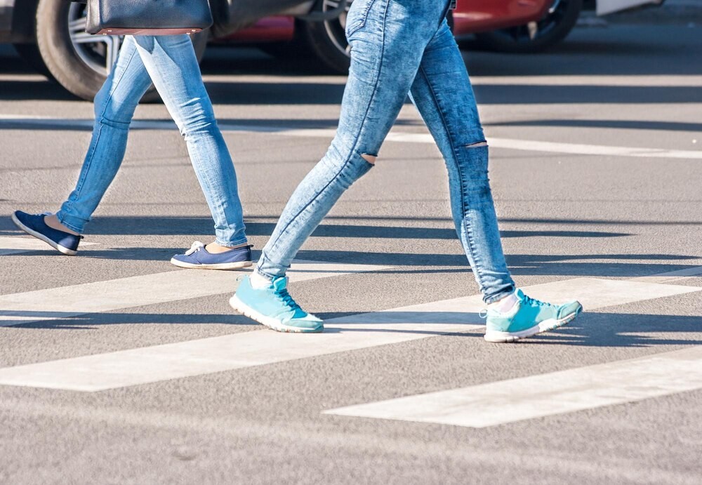 85-latek potrącił dwie 15-latki na przejściu w Lwówku Śląskim – dziewczyny w szpitalu, ale ich życiu nie zagraża niebezpieczeństwo