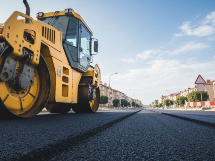 Bezpieczniejsze drogi w Nowogrodźcu: nowe inwestycje dla mieszkańców