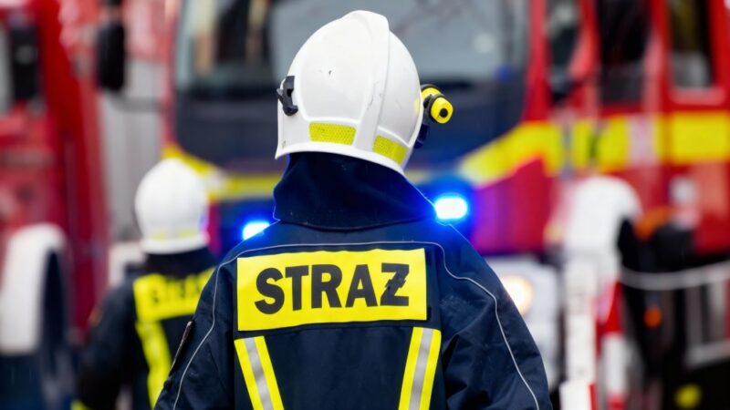 Nowe pralki i suszarki dla OSP w Nowogrodźcu – bezpieczeństwo strażaków na pierwszym miejscu!