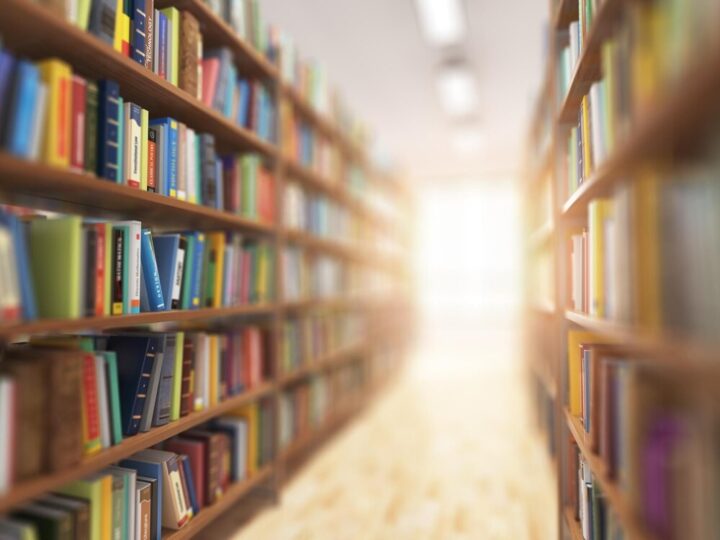 Jesienne warsztaty: Tworzenie dyni z skarpetek w bibliotece