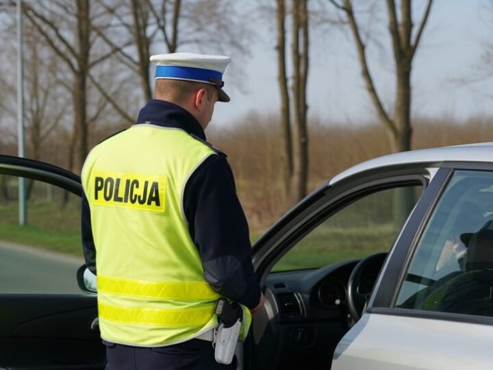 19-latek w rękach policji za jazdę po alkoholu