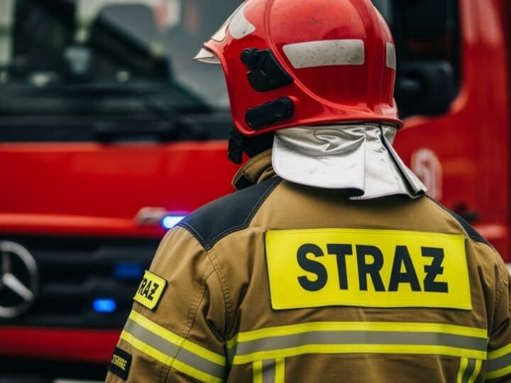 Strażacy z Bolesławca inspirują młodzież na obozie pożarniczym w Mrzeżynie