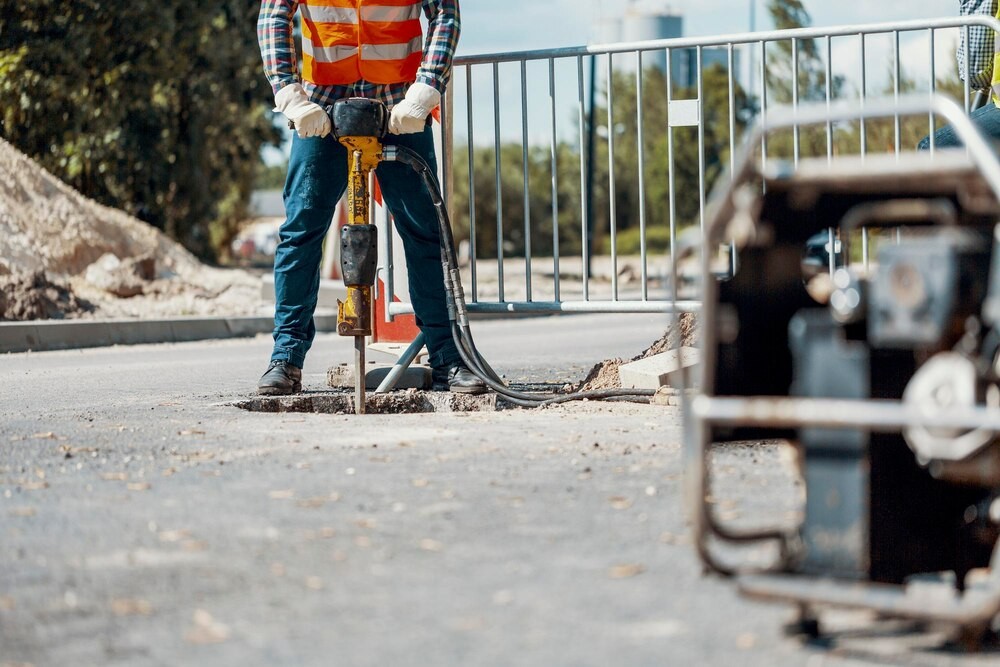 Nowe zasady ruchu w rejonie budowy mostu przez rzekę Bóbr